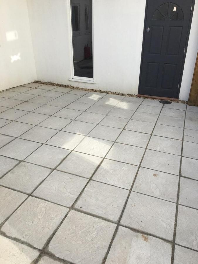 4 Sleeps And Travel Cot- Close To Beach And Restaurants Bournemouth Eksteriør bilde